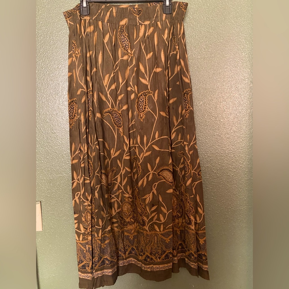 Sag Harbor Brown Patterned Large Skirt